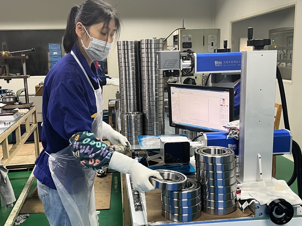 規(guī)范的軸承生產(chǎn)廠家如何給軸承注脂？（最全方案）