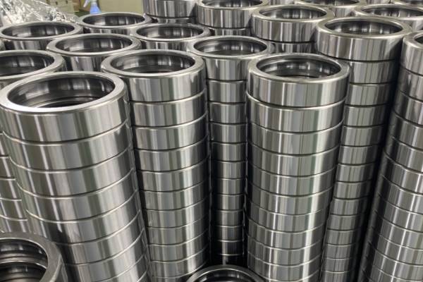 水泵電機軸承響加黃油有用嗎？