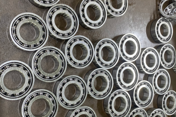 平面磨床軸承精度為什么下降？