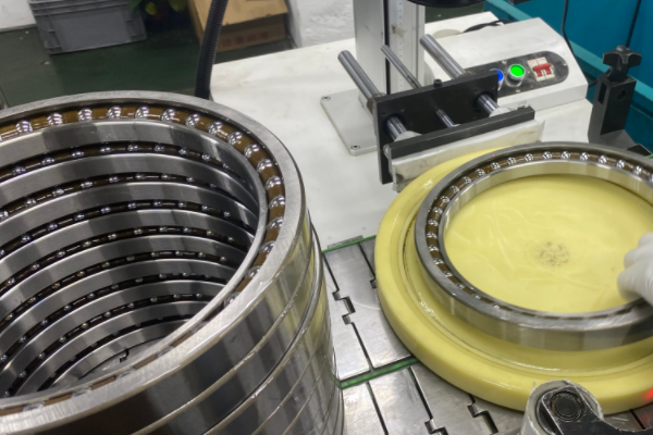 銑床軸承常見故障有哪些？